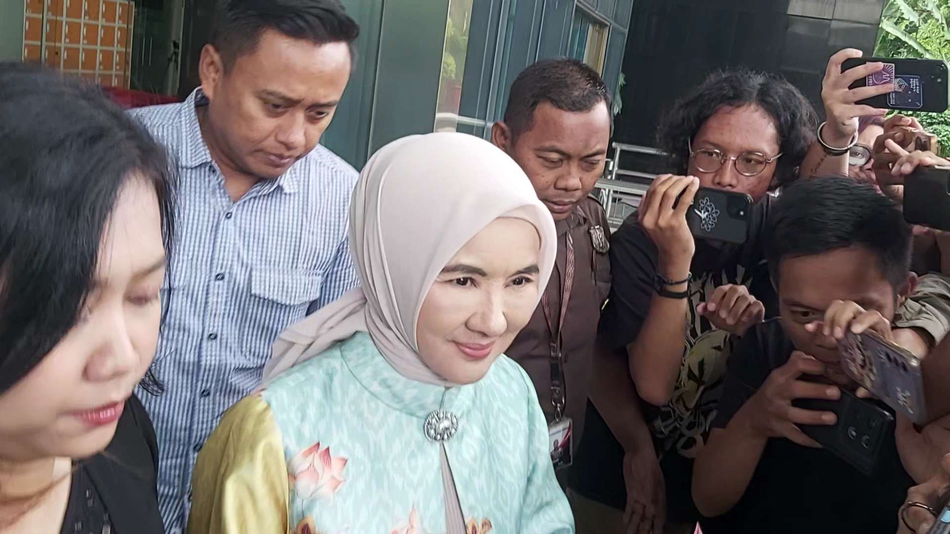 Eks Dirut Pertamina Bungkam Usai Diperiksa KPK Terkait Korupsi Jual Beli Gas